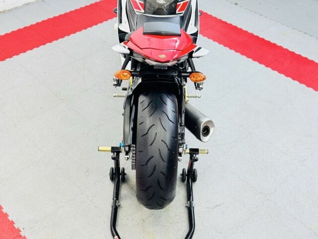 Ямаха Р6, объемом двигателя 0.6 л и пробегом 0 тыс. км за 10000 $, фото 4 на Automoto.ua