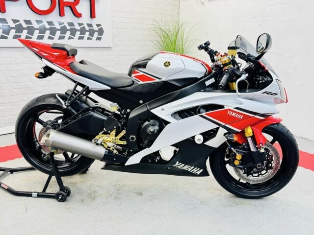 Ямаха Р6, объемом двигателя 0.6 л и пробегом 0 тыс. км за 10000 $, фото 2 на Automoto.ua