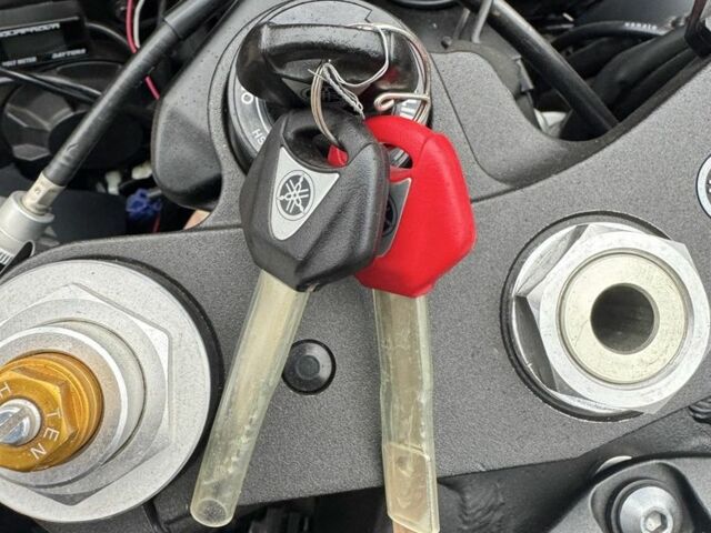 Ямаха Р6, объемом двигателя 0.6 л и пробегом 0 тыс. км за 9000 $, фото 12 на Automoto.ua