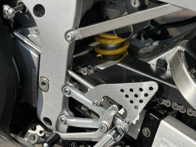 Ямаха R6, об'ємом двигуна 0.6 л та пробігом 0 тис. км за 5000 $, фото 6 на Automoto.ua