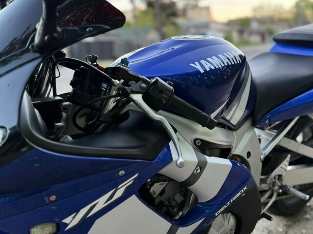 Ямаха R6, об'ємом двигуна 0.6 л та пробігом 0 тис. км за 4200 $, фото 1 на Automoto.ua