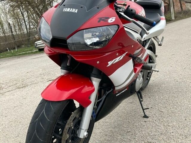 Ямаха Р6, объемом двигателя 0.6 л и пробегом 30 тыс. км за 3999 $, фото 4 на Automoto.ua