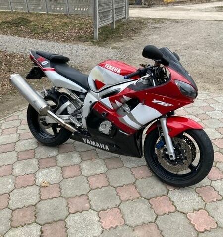 Ямаха R6, об'ємом двигуна 0.6 л та пробігом 30 тис. км за 4799 $, фото 4 на Automoto.ua