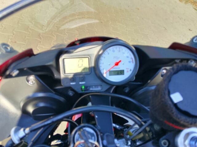Ямаха R6, об'ємом двигуна 0.6 л та пробігом 0 тис. км за 3850 $, фото 4 на Automoto.ua