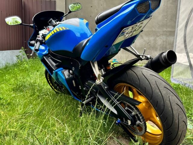 Ямаха R6, об'ємом двигуна 0.6 л та пробігом 0 тис. км за 5000 $, фото 4 на Automoto.ua