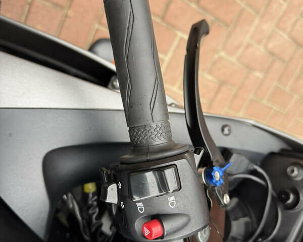 Ямаха Р6, объемом двигателя 0 л и пробегом 42 тыс. км за 9000 $, фото 10 на Automoto.ua