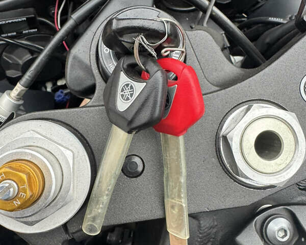 Ямаха Р6, объемом двигателя 0 л и пробегом 42 тыс. км за 9000 $, фото 12 на Automoto.ua