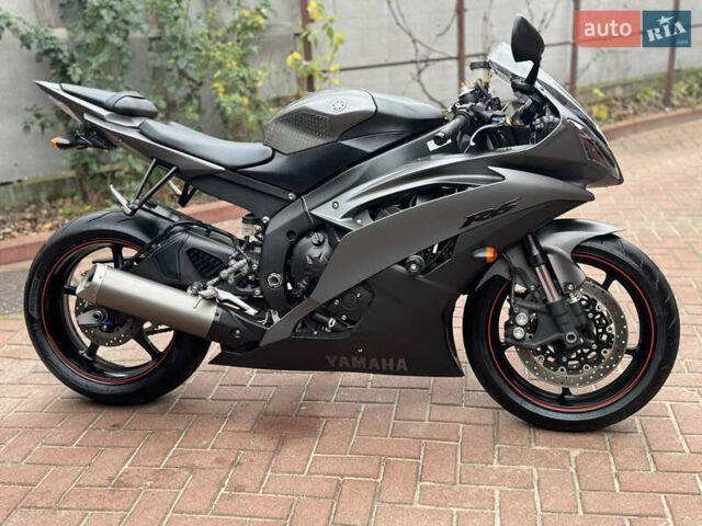 Ямаха Р6, объемом двигателя 0 л и пробегом 42 тыс. км за 9000 $, фото 1 на Automoto.ua