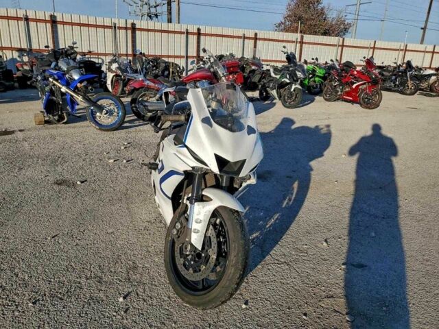 Ямаха Р6, объемом двигателя 0.6 л и пробегом 0 тыс. км за 9000 $, фото 2 на Automoto.ua