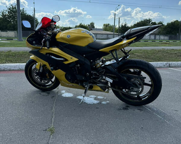 Желтый Ямаха Р6, объемом двигателя 0.6 л и пробегом 16 тыс. км за 7300 $, фото 4 на Automoto.ua