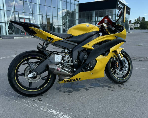 Желтый Ямаха Р6, объемом двигателя 0.6 л и пробегом 16 тыс. км за 7300 $, фото 5 на Automoto.ua