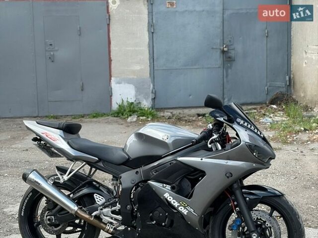 Серый Ямаха Р6, объемом двигателя 0.6 л и пробегом 37 тыс. км за 5800 $, фото 1 на Automoto.ua