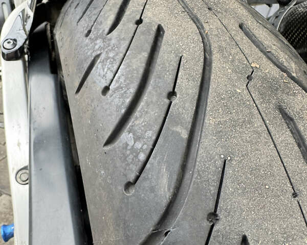 Синий Ямаха Р6, объемом двигателя 0.6 л и пробегом 44 тыс. км за 4600 $, фото 19 на Automoto.ua