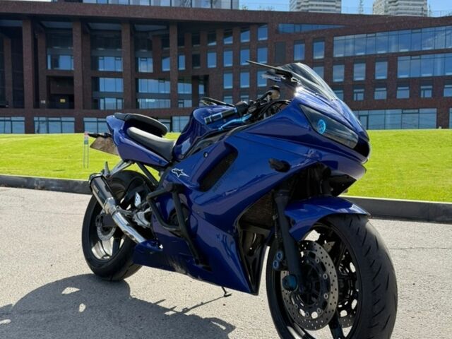 Синій Ямаха R6, об'ємом двигуна 0.6 л та пробігом 58 тис. км за 5000 $, фото 1 на Automoto.ua