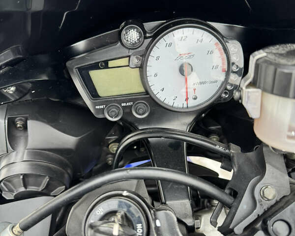 Синий Ямаха Р6, объемом двигателя 0.6 л и пробегом 35 тыс. км за 5900 $, фото 10 на Automoto.ua