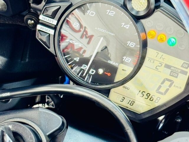 Синій Ямаха R6, об'ємом двигуна 0.6 л та пробігом 15 тис. км за 13000 $, фото 29 на Automoto.ua