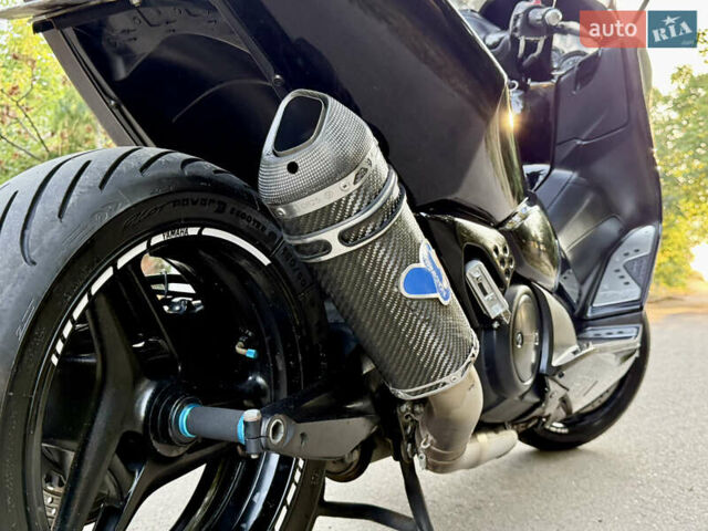 Черный Ямаха Т-макс, объемом двигателя 0.5 л и пробегом 19 тыс. км за 5999 $, фото 31 на Automoto.ua