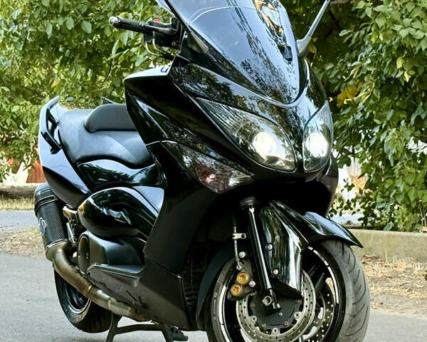 Черный Ямаха Т-макс, объемом двигателя 0.5 л и пробегом 19 тыс. км за 5999 $, фото 7 на Automoto.ua