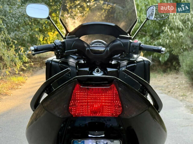 Черный Ямаха Т-макс, объемом двигателя 0.5 л и пробегом 19 тыс. км за 5999 $, фото 40 на Automoto.ua