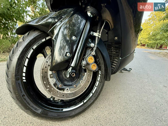 Черный Ямаха Т-макс, объемом двигателя 0.5 л и пробегом 19 тыс. км за 5999 $, фото 21 на Automoto.ua