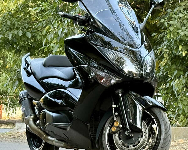 Черный Ямаха Т-макс, объемом двигателя 0.5 л и пробегом 19 тыс. км за 5999 $, фото 8 на Automoto.ua