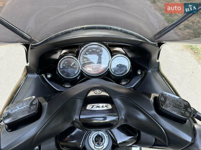 Черный Ямаха Т-макс, объемом двигателя 0.5 л и пробегом 19 тыс. км за 5999 $, фото 36 на Automoto.ua