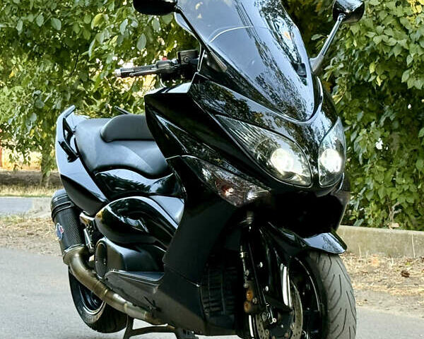 Черный Ямаха Т-макс, объемом двигателя 0.5 л и пробегом 19 тыс. км за 5999 $, фото 6 на Automoto.ua