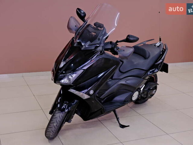 Черный Ямаха Т-макс, объемом двигателя 0.53 л и пробегом 17 тыс. км за 8900 $, фото 4 на Automoto.ua