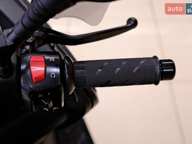 Черный Ямаха Т-макс, объемом двигателя 0.53 л и пробегом 17 тыс. км за 8900 $, фото 17 на Automoto.ua