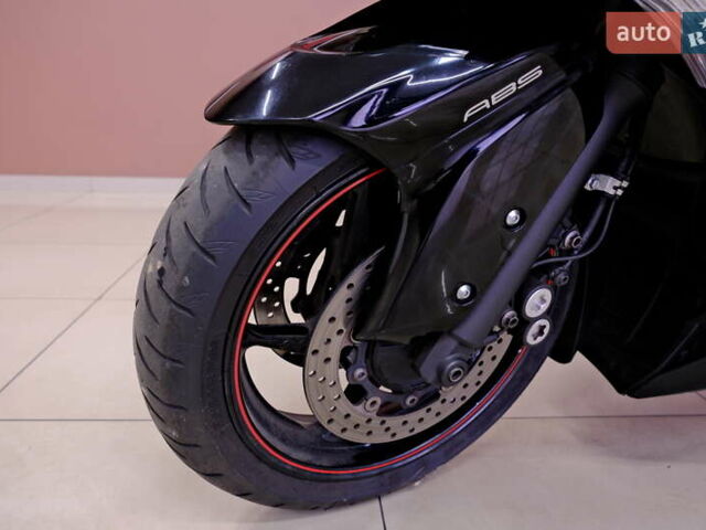 Черный Ямаха Т-макс, объемом двигателя 0.53 л и пробегом 17 тыс. км за 8900 $, фото 20 на Automoto.ua