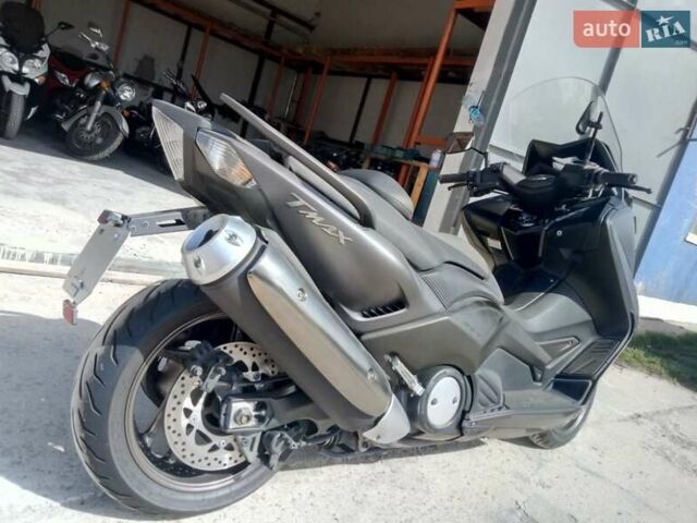 Чорний Ямаха T-max, об'ємом двигуна 0.53 л та пробігом 58 тис. км за 9000 $, фото 2 на Automoto.ua