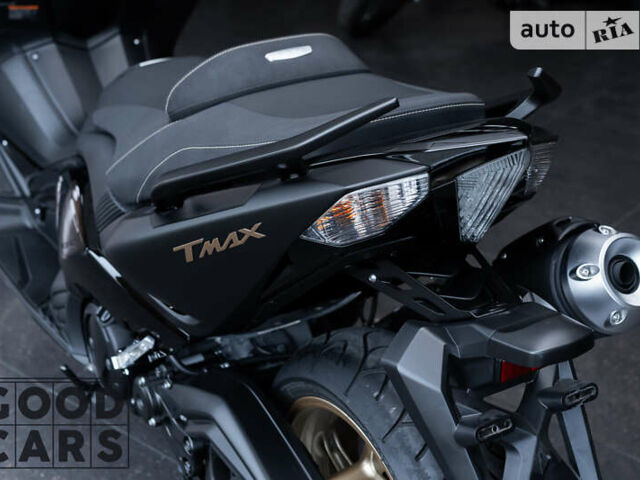 Чорний Ямаха T-max, об'ємом двигуна 0.53 л та пробігом 2 тис. км за 8500 $, фото 3 на Automoto.ua