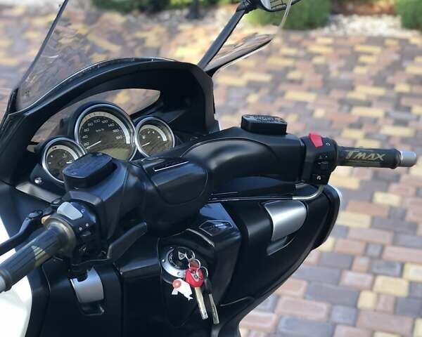 Ямаха Т-макс, объемом двигателя 0 л и пробегом 41 тыс. км за 4850 $, фото 29 на Automoto.ua