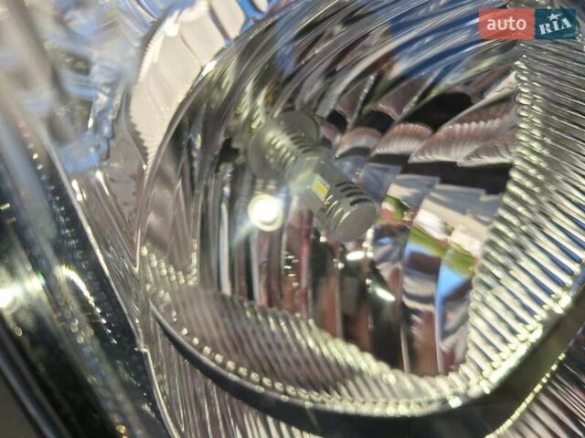 Ямаха Т-макс, объемом двигателя 0.5 л и пробегом 60 тыс. км за 6500 $, фото 17 на Automoto.ua