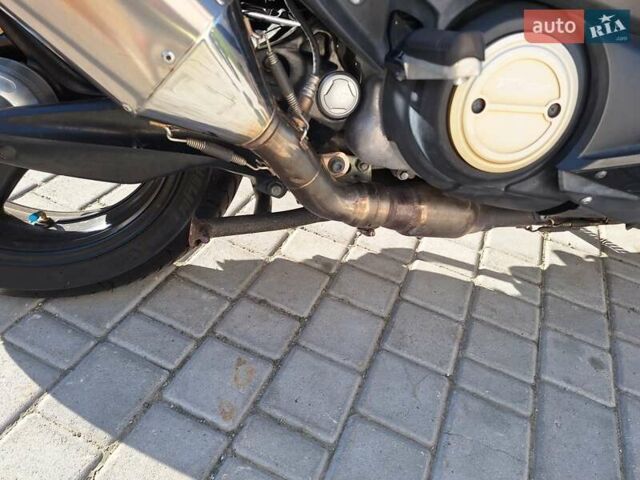 Ямаха Т-макс, объемом двигателя 0.5 л и пробегом 60 тыс. км за 6500 $, фото 6 на Automoto.ua