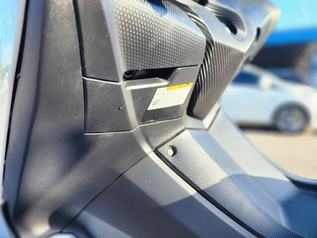 Ямаха Т-макс, объемом двигателя 0.53 л и пробегом 0 тыс. км за 7200 $, фото 12 на Automoto.ua