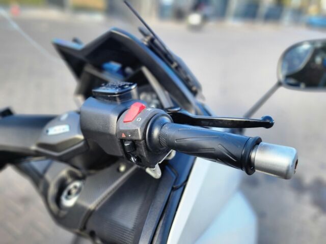 Ямаха Т-макс, объемом двигателя 0.53 л и пробегом 0 тыс. км за 7200 $, фото 9 на Automoto.ua