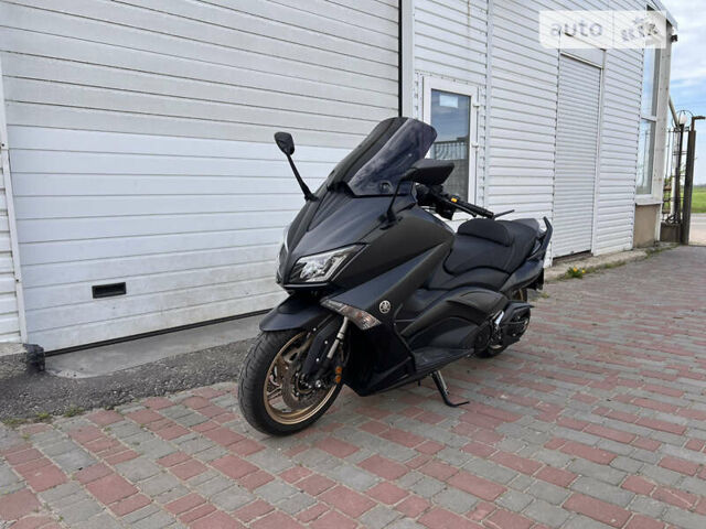 Сірий Ямаха T-max, об'ємом двигуна 0.53 л та пробігом 12 тис. км за 9700 $, фото 3 на Automoto.ua