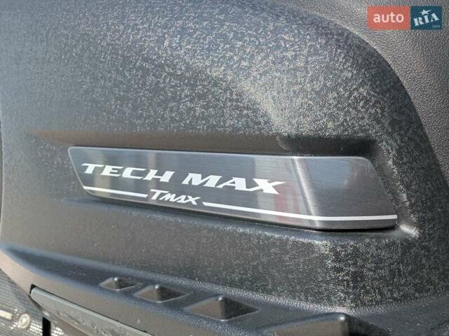 Сірий Ямаха T-max, об'ємом двигуна 0.56 л та пробігом 16 тис. км за 14000 $, фото 12 на Automoto.ua
