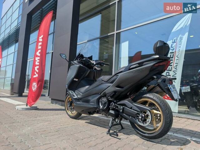 Сірий Ямаха T-max, об'ємом двигуна 0.56 л та пробігом 16 тис. км за 14000 $, фото 8 на Automoto.ua