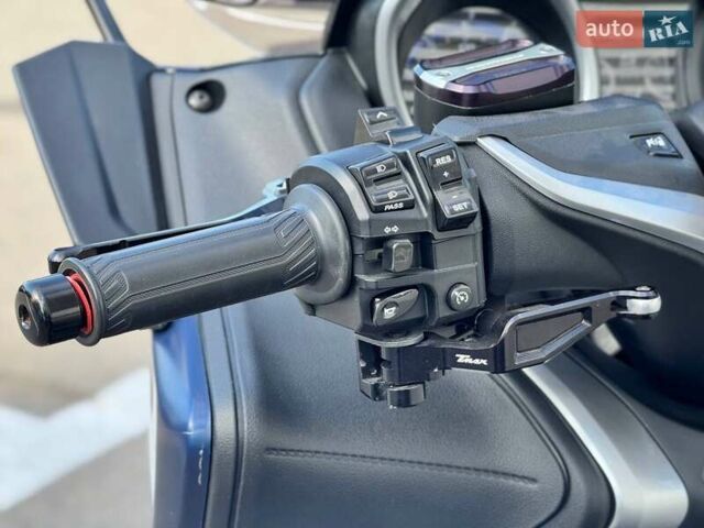 Синій Ямаха T-max, об'ємом двигуна 0.53 л та пробігом 6 тис. км за 9999 $, фото 8 на Automoto.ua