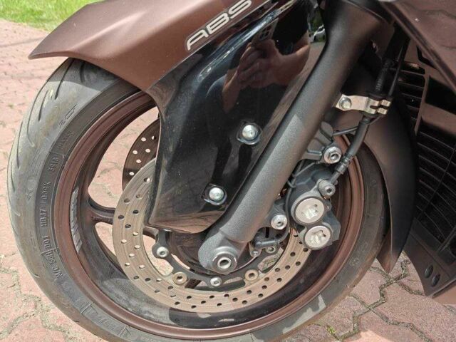 Ямаха ТМАКС, объемом двигателя 0.53 л и пробегом 0 тыс. км за 7400 $, фото 8 на Automoto.ua