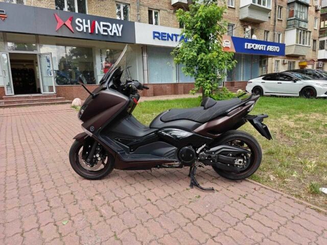 Ямаха ТМАКС, объемом двигателя 0.53 л и пробегом 0 тыс. км за 7400 $, фото 4 на Automoto.ua