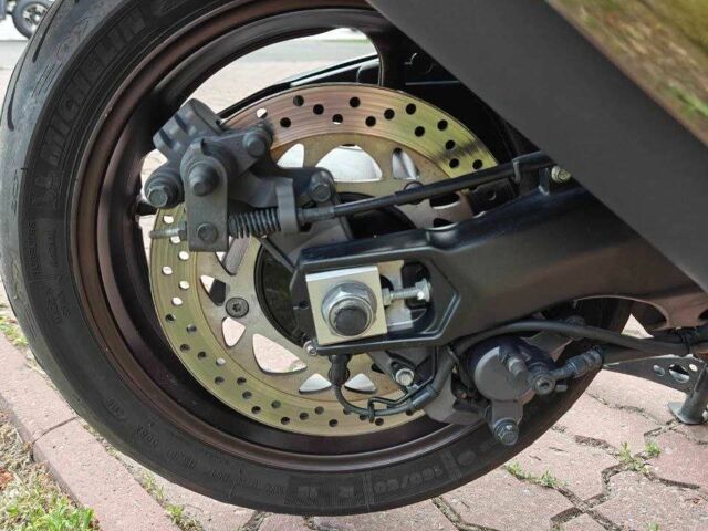 Ямаха ТМАКС, объемом двигателя 0.53 л и пробегом 0 тыс. км за 7400 $, фото 11 на Automoto.ua