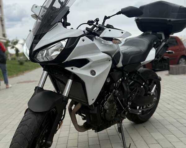 Белый Ямаха TRACER, объемом двигателя 0.69 л и пробегом 32 тыс. км за 8300 $, фото 1 на Automoto.ua