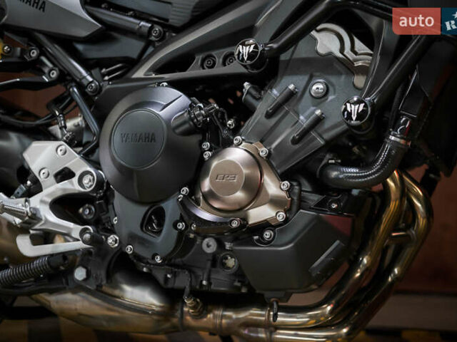 Ямаха TRACER, объемом двигателя 0.9 л и пробегом 9 тыс. км за 10000 $, фото 8 на Automoto.ua