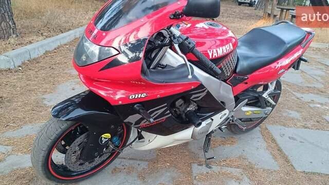 Красный Ямаха Тундер, объемом двигателя 0.6 л и пробегом 42 тыс. км за 3600 $, фото 3 на Automoto.ua
