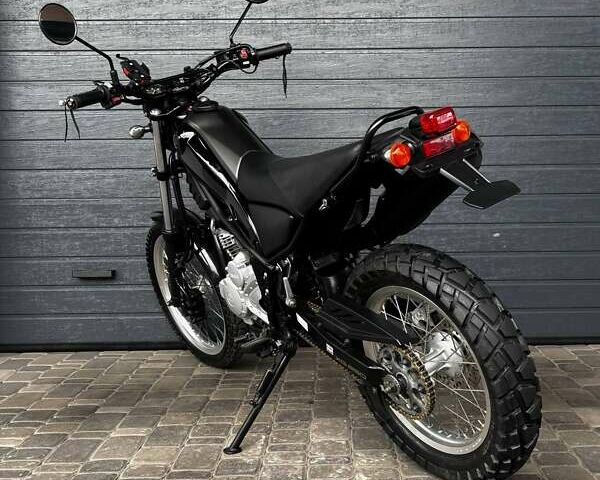 Черный Ямаха Трикер, объемом двигателя 0.25 л и пробегом 1 тыс. км за 4000 $, фото 6 на Automoto.ua