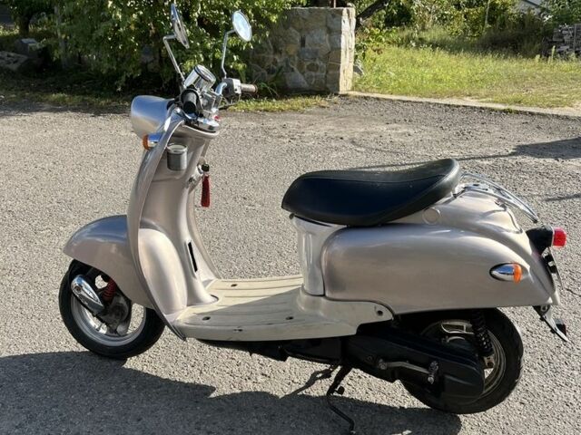 Ямаха Вино, объемом двигателя 49 л и пробегом 0 тыс. км за 21000 $, фото 2 на Automoto.ua