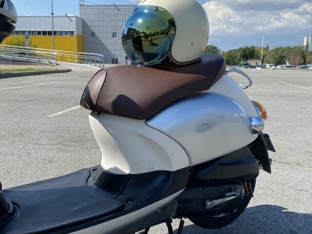Ямаха Vino, об'ємом двигуна 49 л та пробігом 0 тис. км за 600 $, фото 4 на Automoto.ua